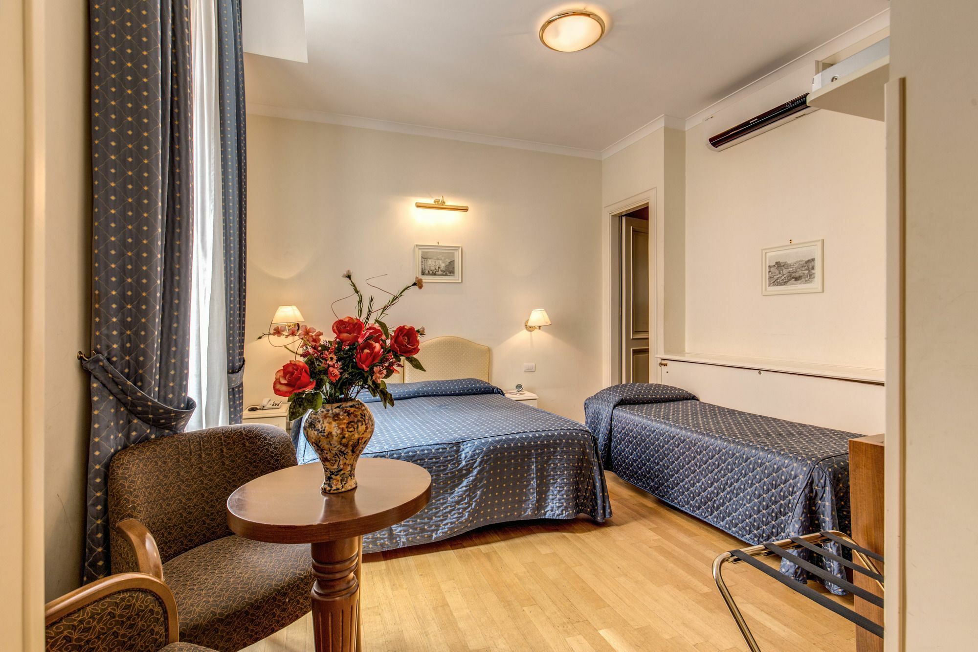 Flann O'Brien Rooms Рим Екстериор снимка